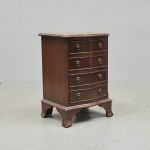 1397 8249 CHEST OF DRAWERS